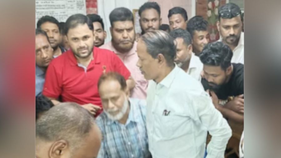 ‘কী সুন্দর তাই না, একজন শিক্ষকের এই পরিণতি’